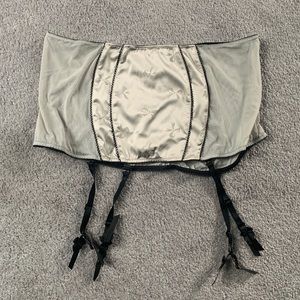 NWOT VS - Garter Belt